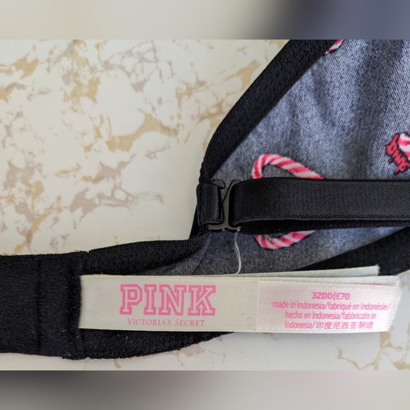 Victoria's Secret Pink Candy Cane Heart Wear Everywhere Push-Up Under Wire Bra - Picture 6 of 7
